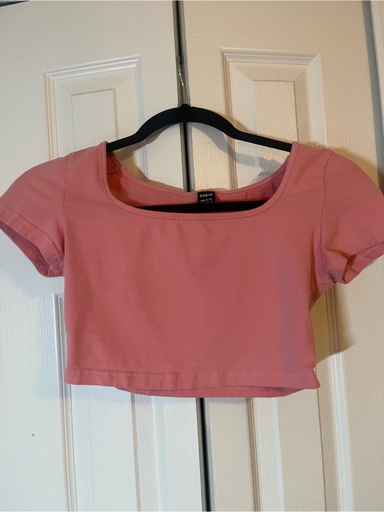 SHEIN Tops - SHEIN women’s short sleeve light pink crop top size XS
